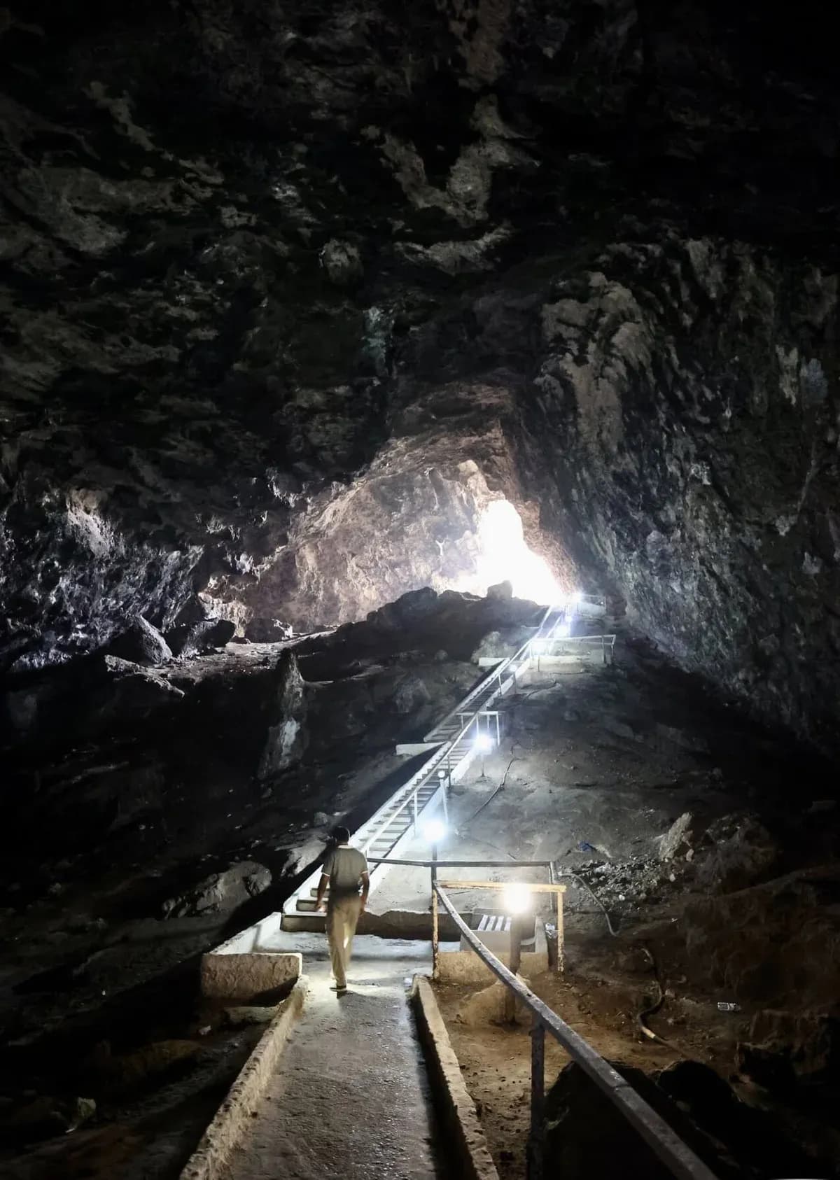 Underground lake Kov-Ata